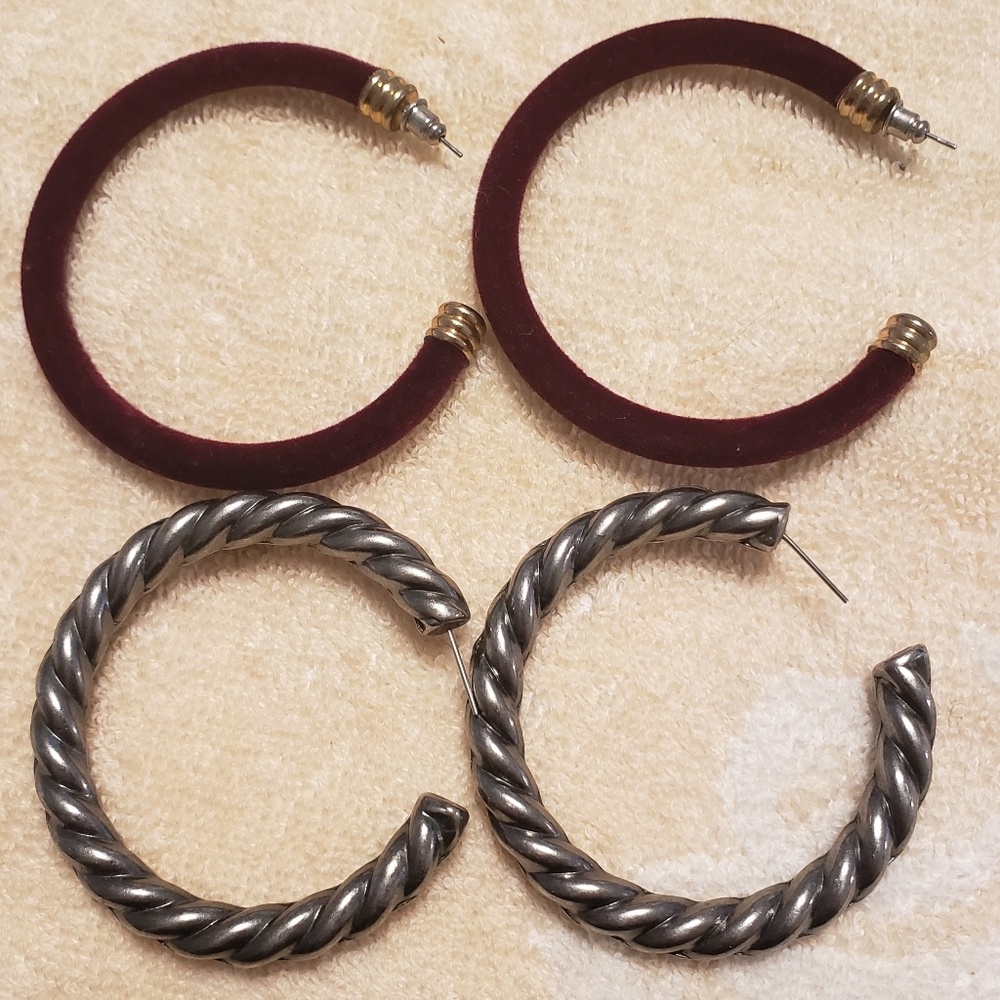 2Sets of Large Hooped Earrings 2in